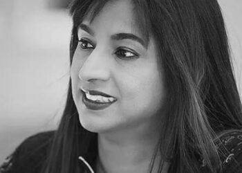 CHECK THE FACTS: Media professor breaks first law of journalism